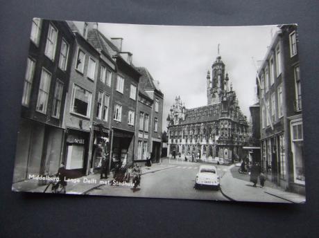 Middelburg Lange Delft met oude stadhuis